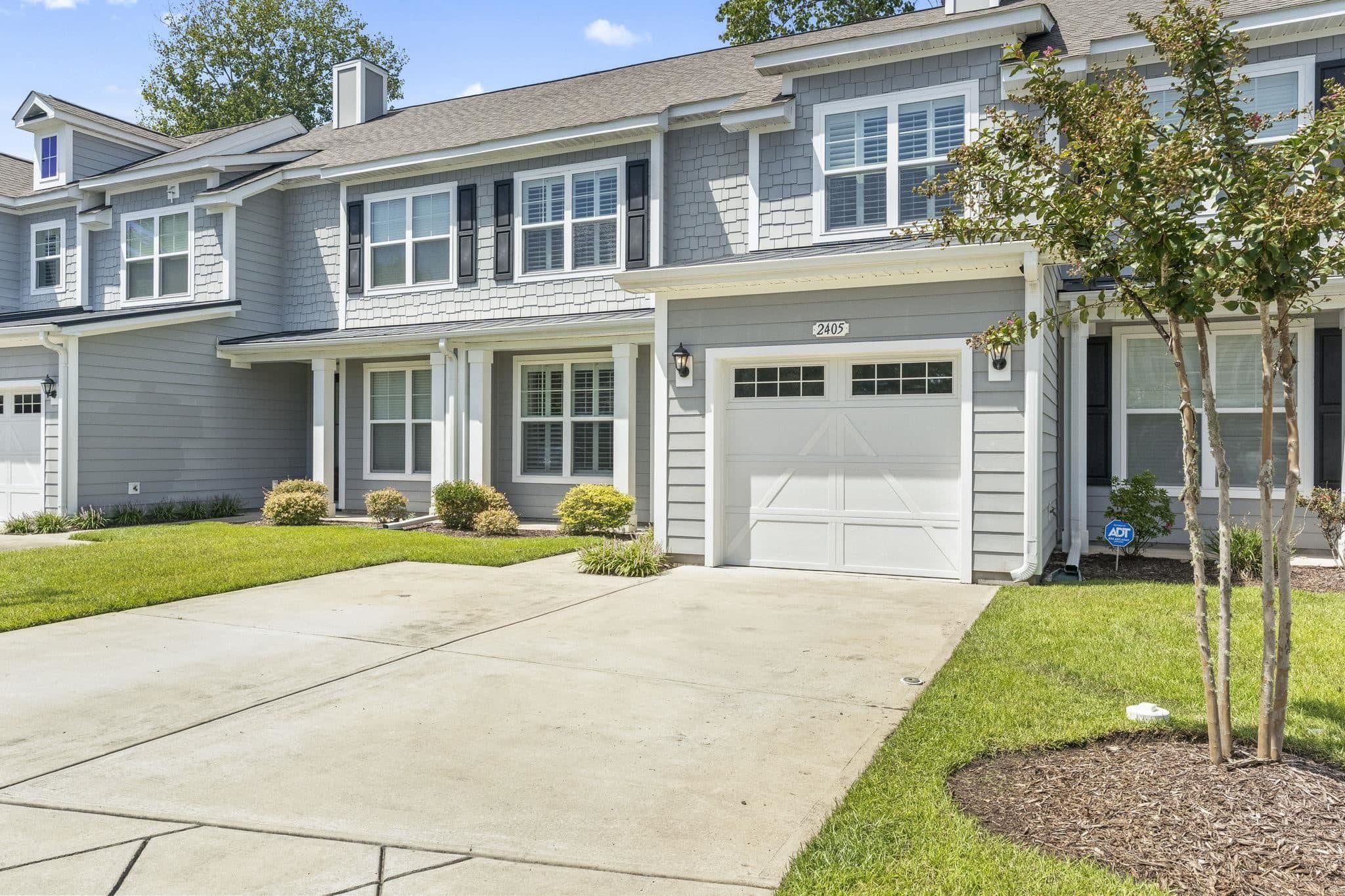 Front exterior of 2405 Thoroughfare Dr., North Myrtle Beach, SC